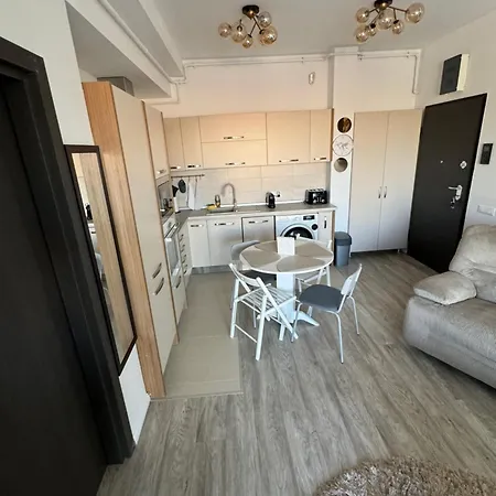 Cathedral Uptown-urban Comfort With Balcony Apartment Bucharest