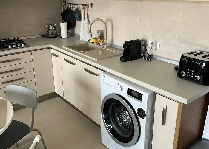 Apartman Cathedral Uptown-urban Comfort With Balcony *